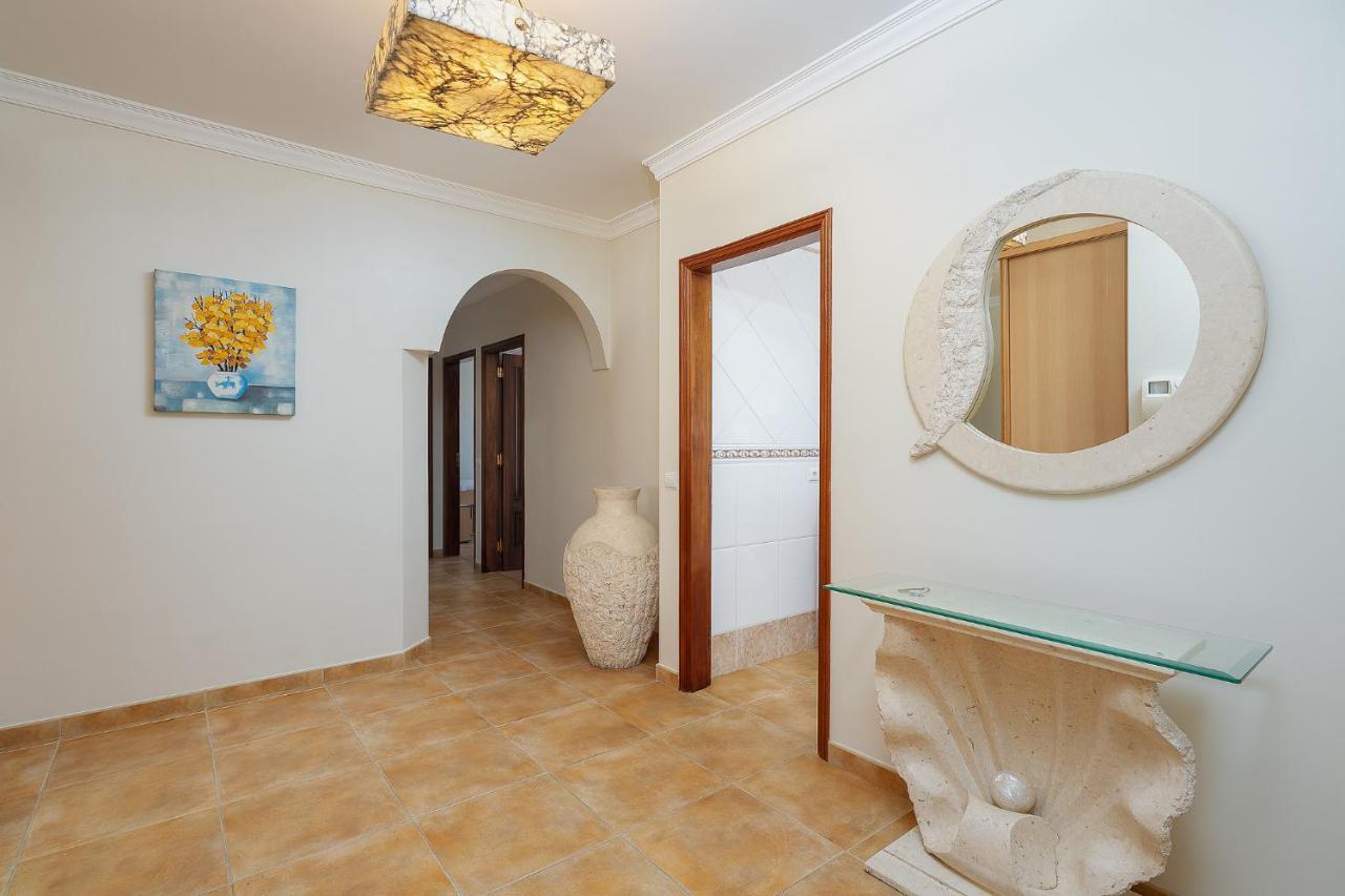 Comfy 4bdr In By Lovelystay Apartment *